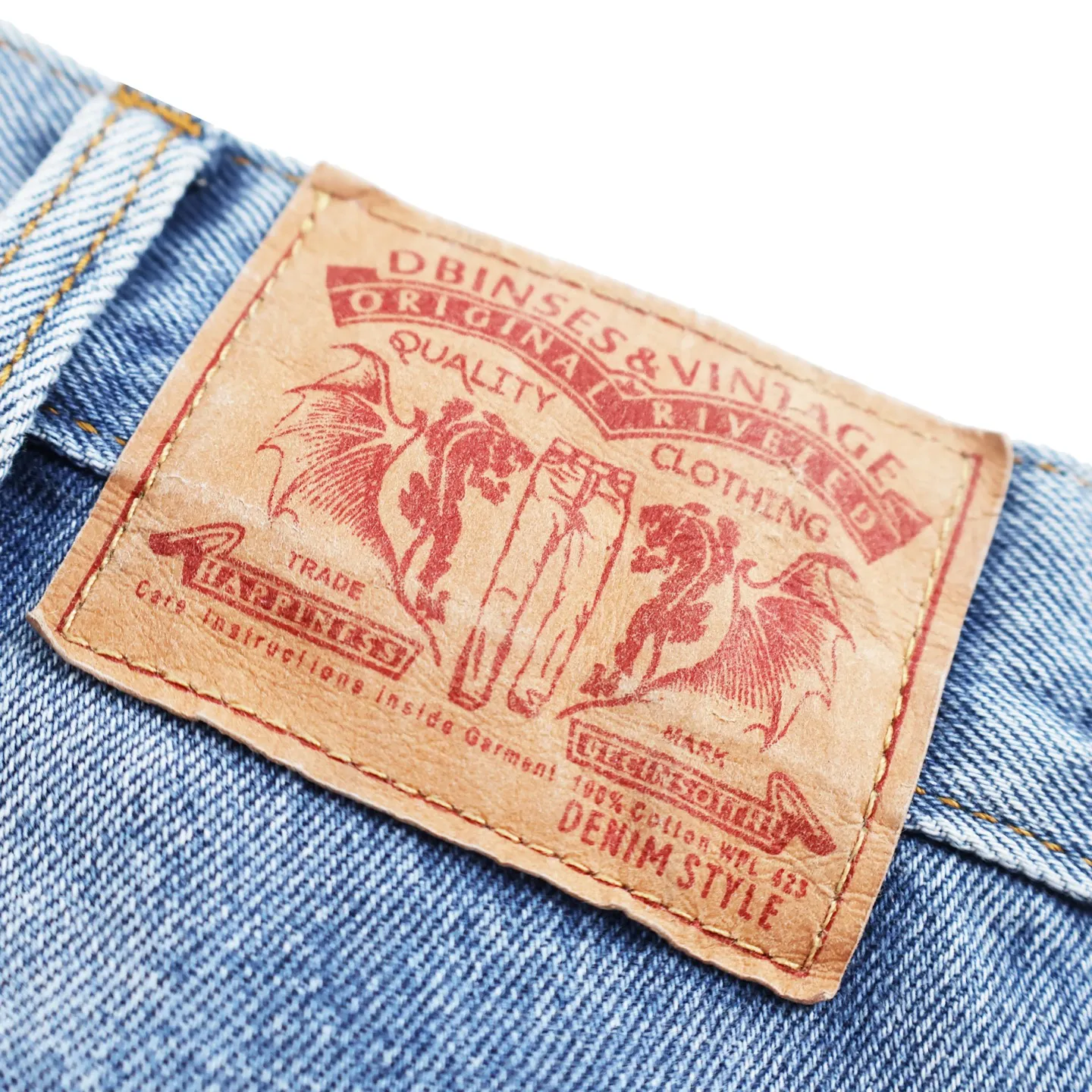 🅿️760 [Exclusive supply] CH Crow Heart Work Jeans are made of twill high-ounce washed denim fabric, exclusive CH-specific logging overalls style (non-Levis Vintage) custom-woven and dyed fabric, and the two-color cross is cowhide + sheepskin (all leather imported from Italy is custom-dyed separately, with consistent texture and no color difference). The stitch length, thread color, and wiring of the car are exactly the same. The inner lining is jacquard, with embroidery on the waist, 925 silver hardware, and heavy-duty washing and manual polishing. Size:32-34-36-38